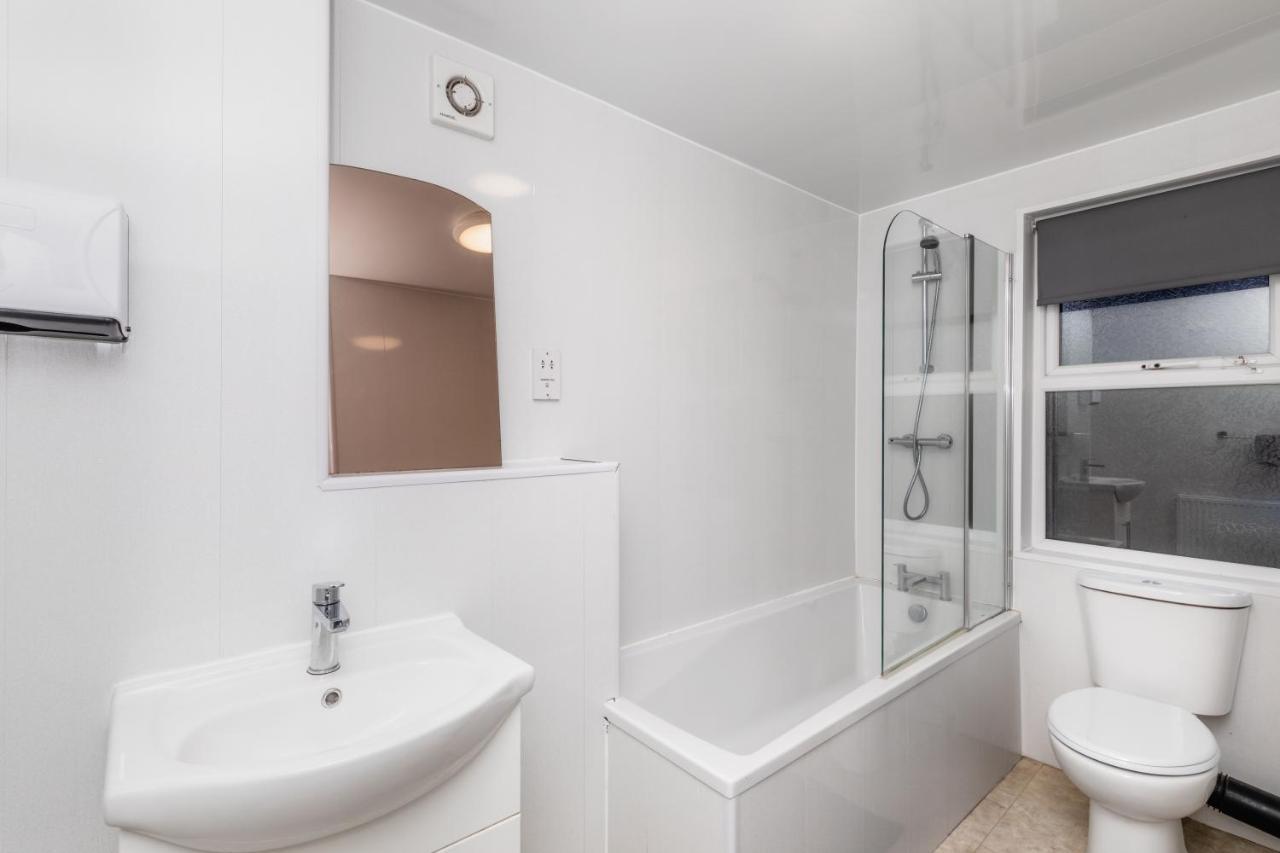 City Centre Large Luxury Rooms Free Parking 盖茨黑德 外观 照片