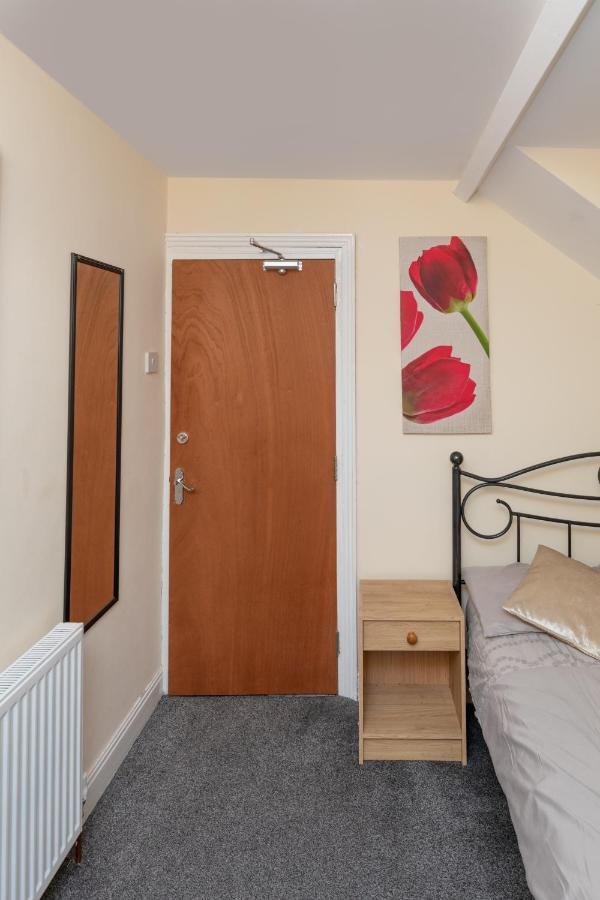 City Centre Large Luxury Rooms Free Parking 盖茨黑德 外观 照片